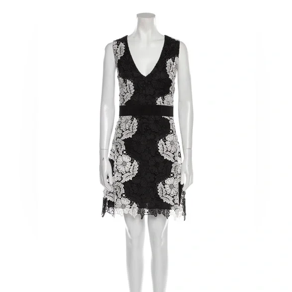 Alice and Olivia Lace Dress, size M Alice and Olivia Lace Dress, size M